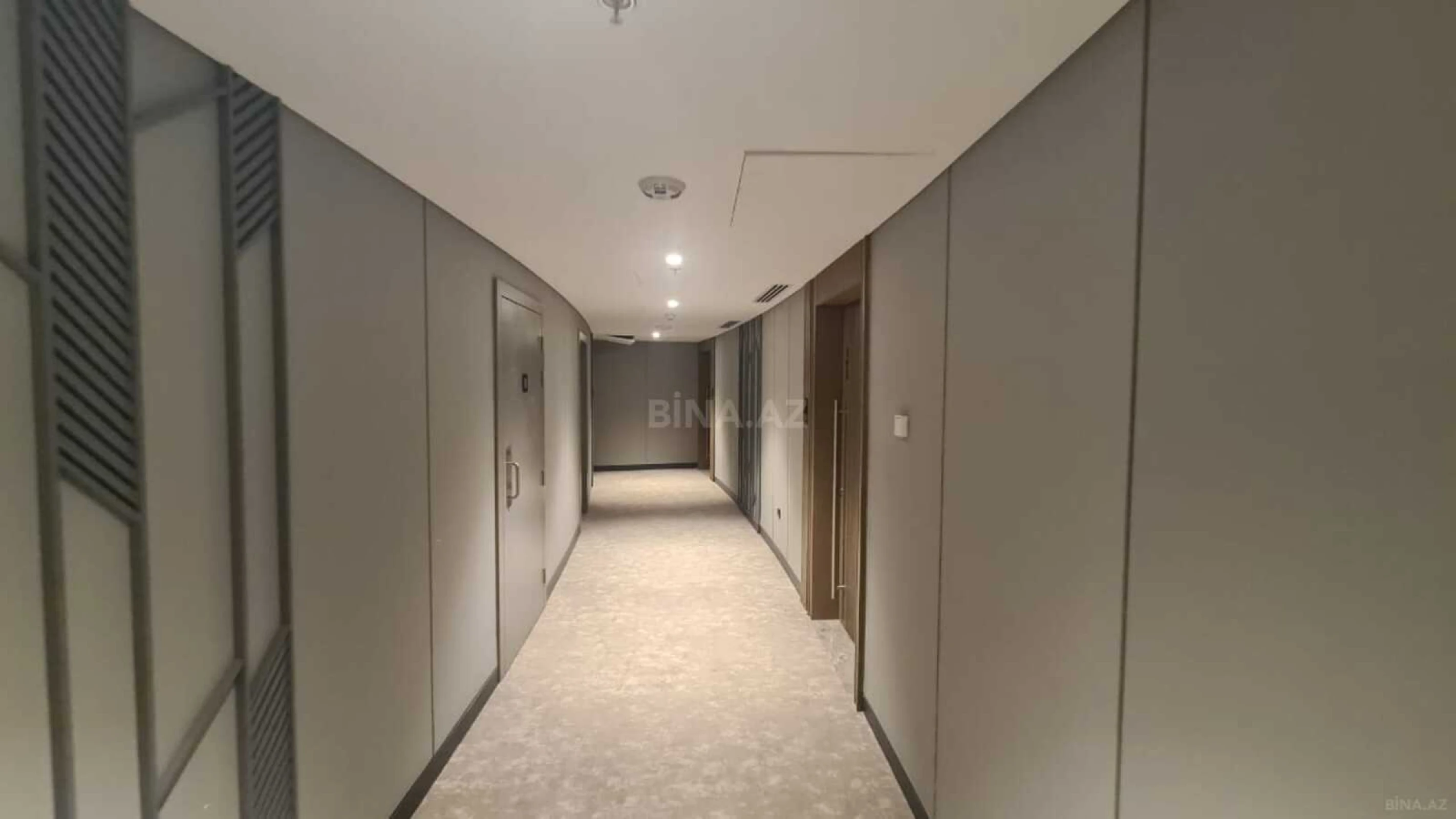 Satılır 2 otaqlı mənzil 98 m²