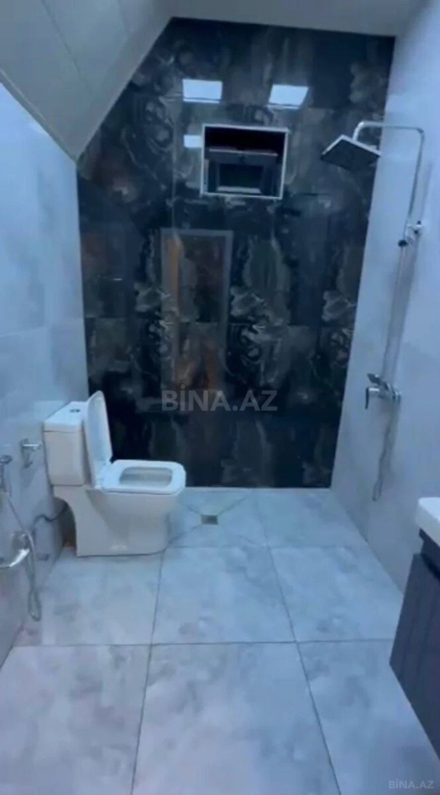 Kirayə verilir 4 otaqlı həyət evi 100 m²