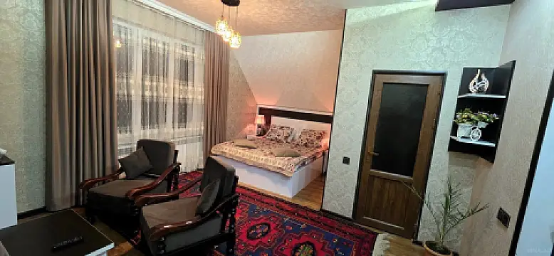 Kirayə verilir 4 otaqlı həyət evi 200 m²