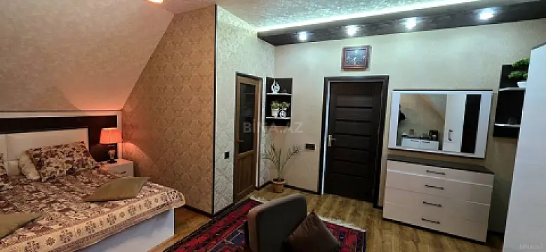 Kirayə verilir 4 otaqlı həyət evi 200 m²