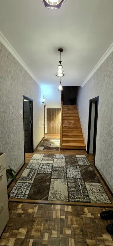 Kirayə verilir 4 otaqlı həyət evi 200 m²