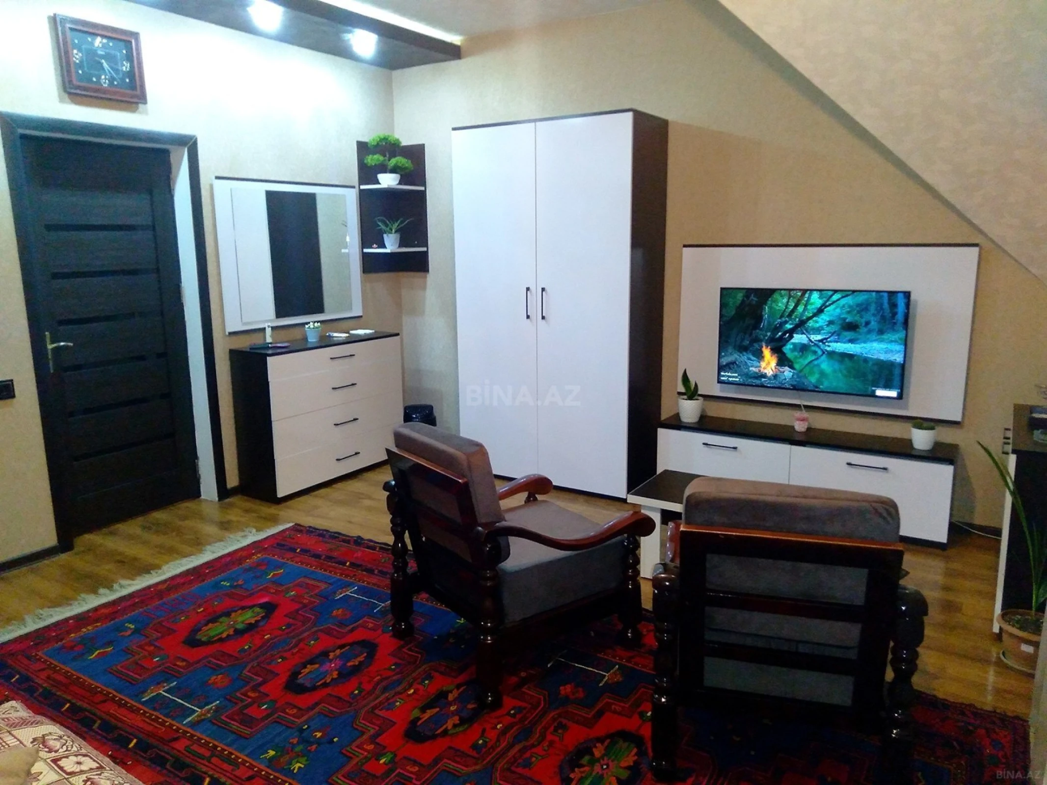 Kirayə verilir 4 otaqlı həyət evi 200 m²