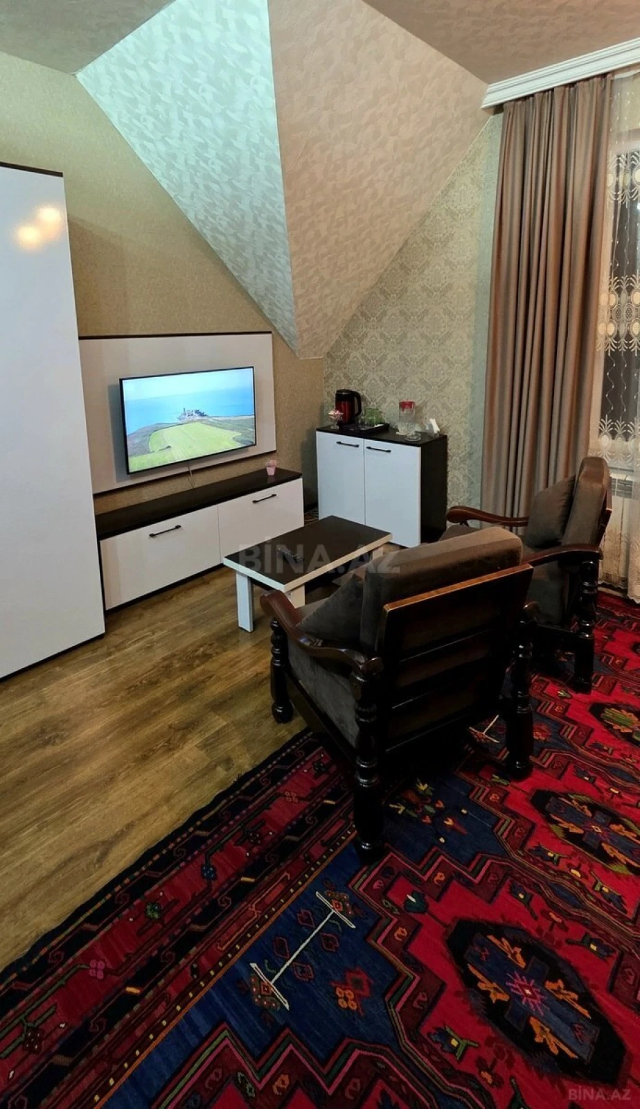 Kirayə verilir 4 otaqlı həyət evi 200 m²