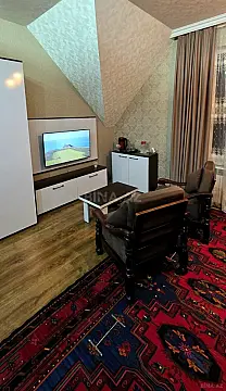 Kirayə verilir 4 otaqlı həyət evi 200 m²