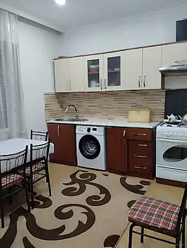 Kirayə verilir 3 otaqlı həyət evi 135 m²