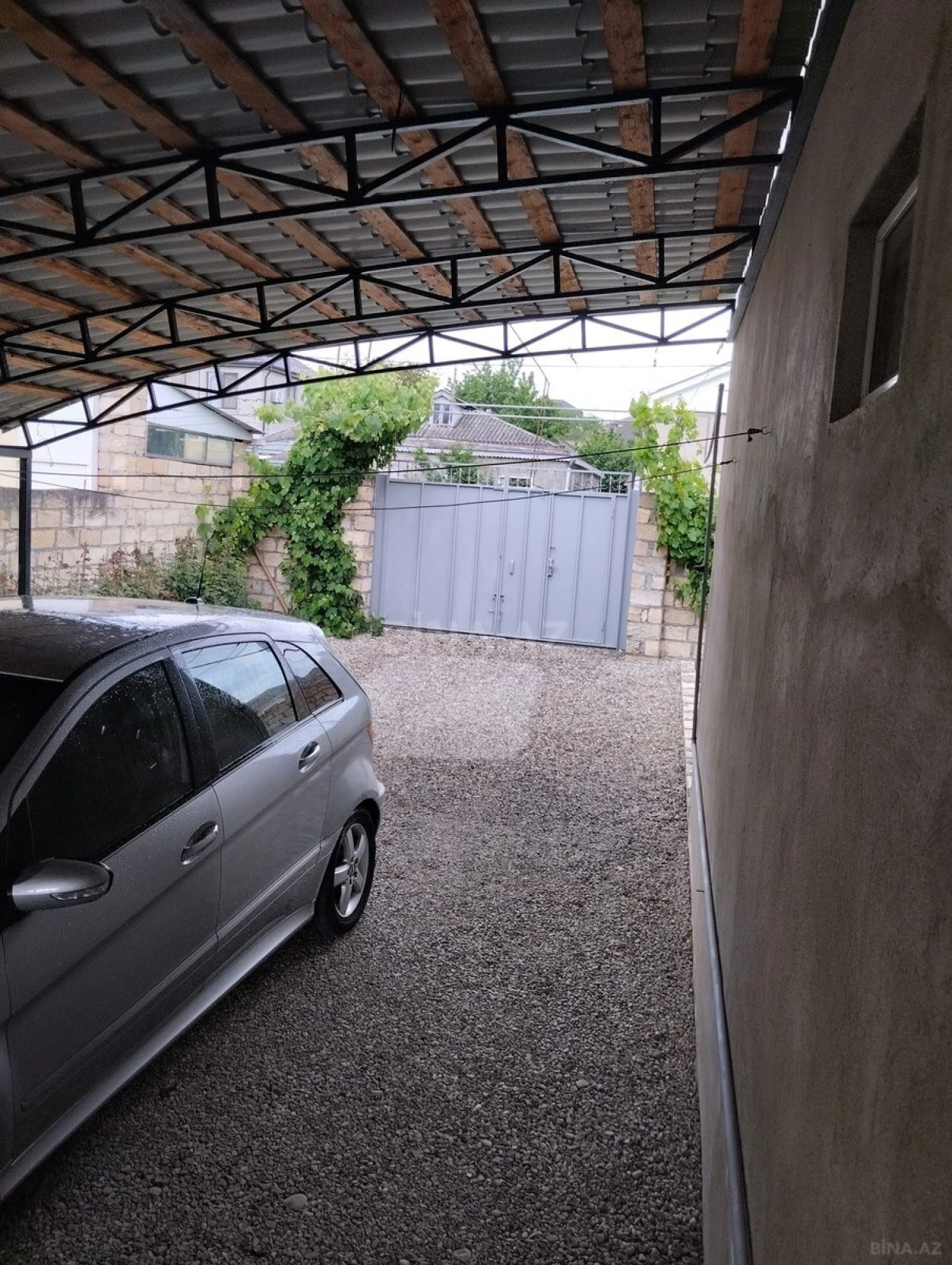 Kirayə verilir 3 otaqlı həyət evi 135 m²