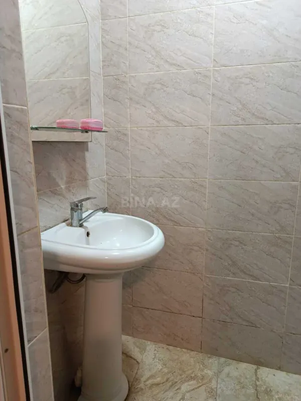 Kirayə verilir 2 otaqlı mənzil 42 m²