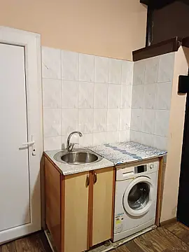 Kirayə verilir 2 otaqlı mənzil 42 m²