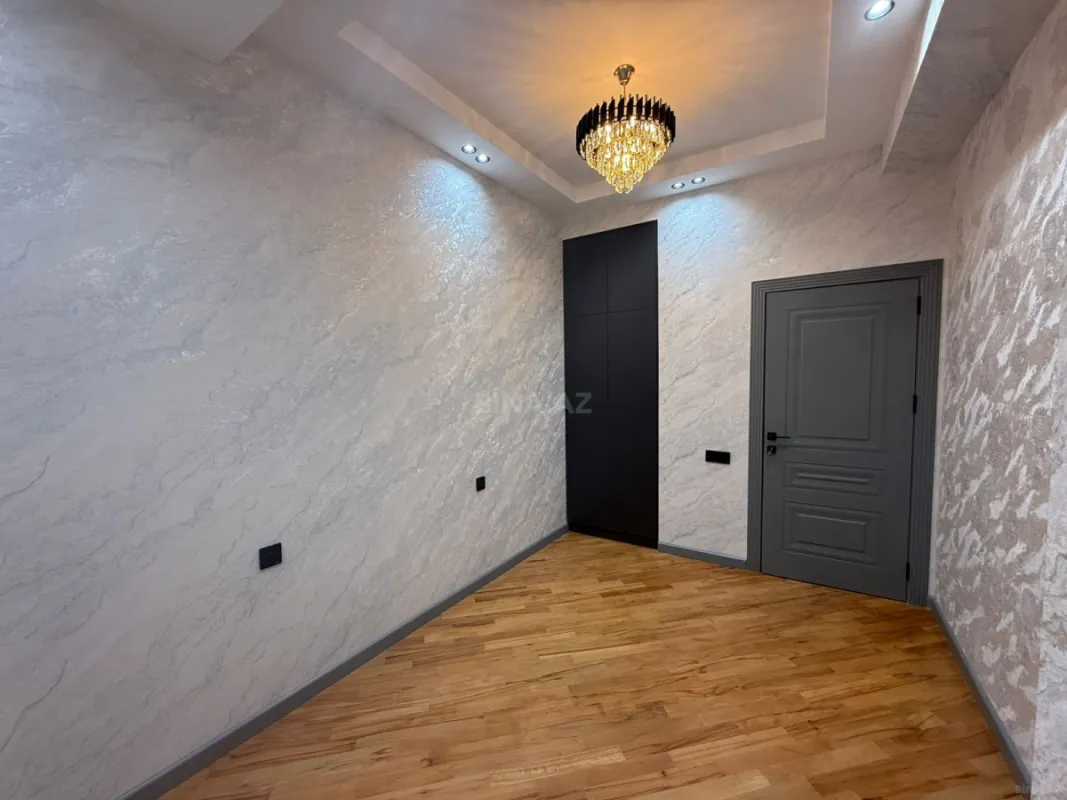 Satılır 3 otaqlı mənzil 77 m²