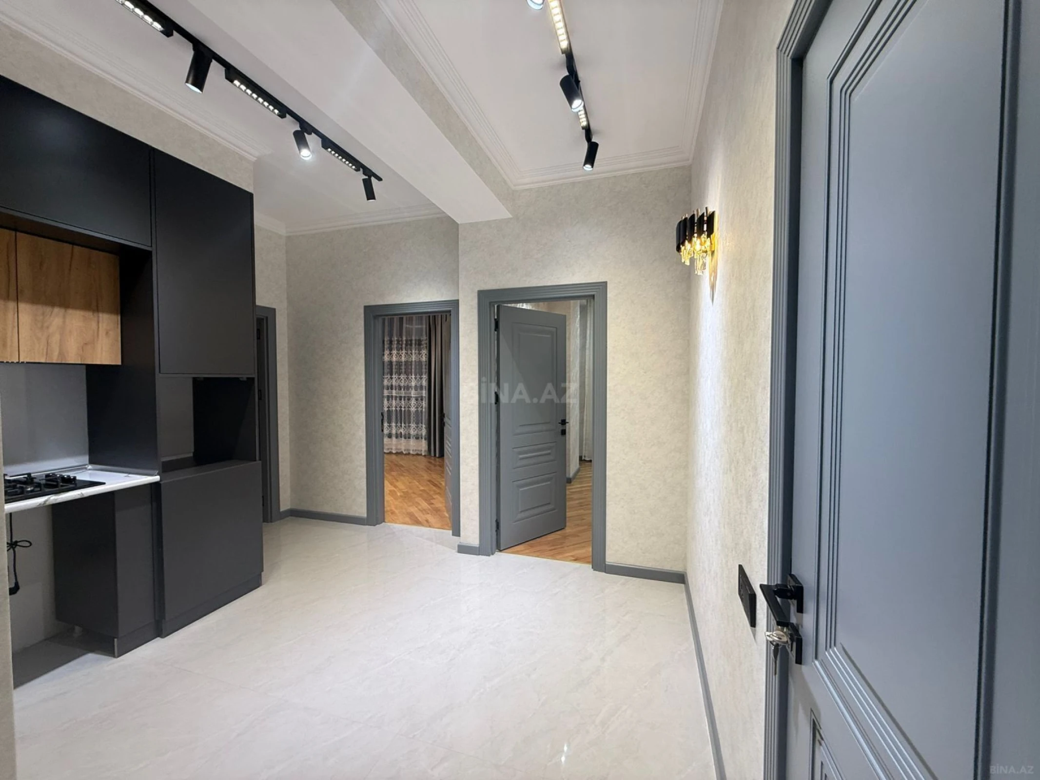 Satılır 3 otaqlı mənzil 77 m²