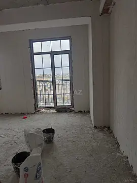 Satılır 4 otaqlı mənzil 142.5 m²