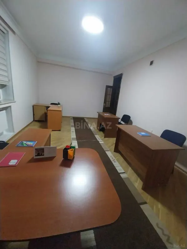 Kirayə verilir 6 otaqlı ofis 230 m²