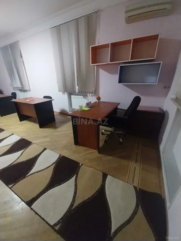 Kirayə verilir 6 otaqlı ofis 230 m²