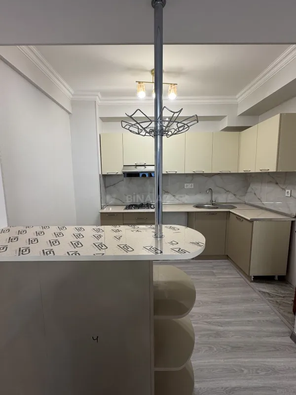 Satılır 3 otaqlı mənzil 83 m²