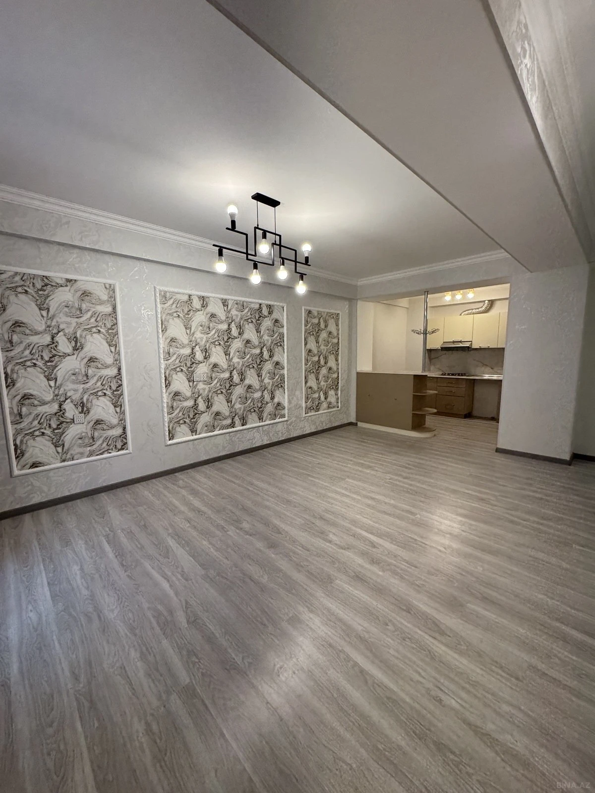 Satılır 3 otaqlı mənzil 83 m²