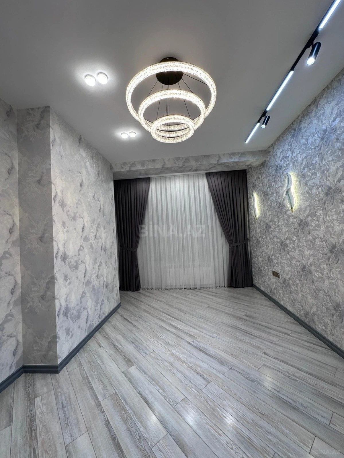 Satılır 3 otaqlı mənzil 96 m²