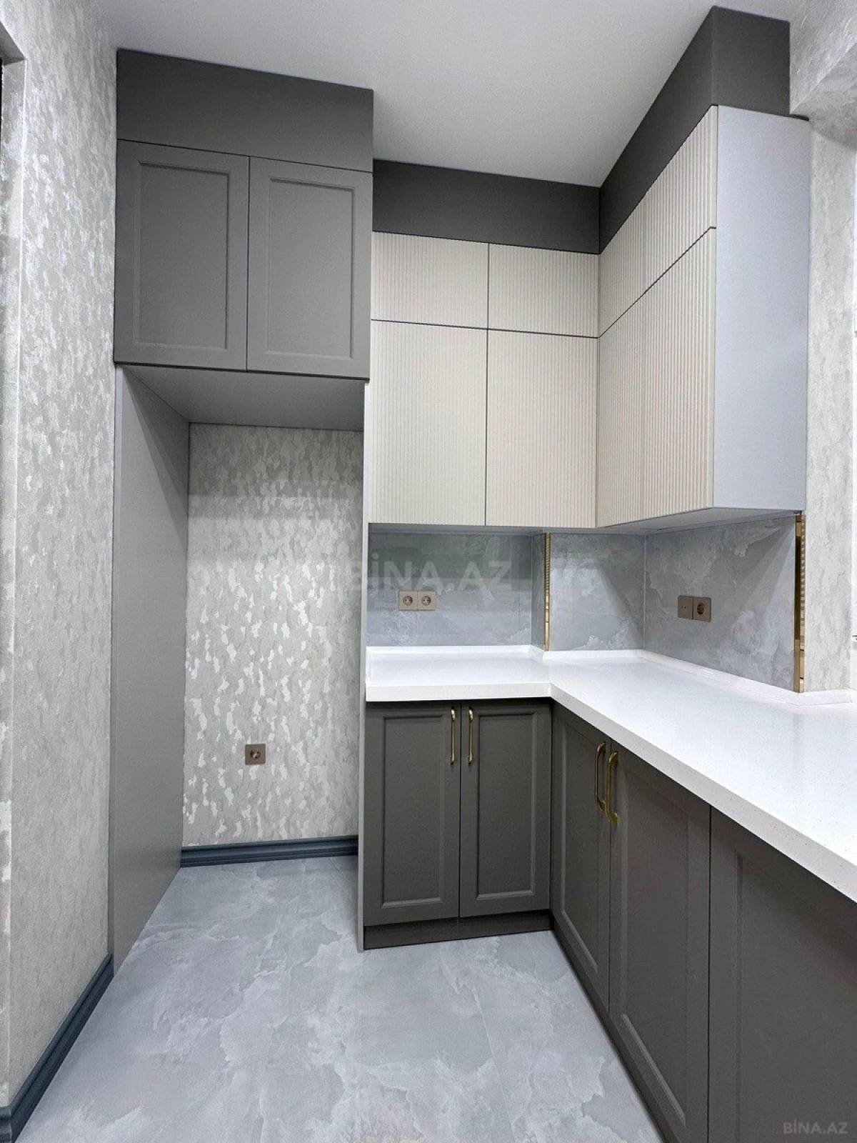 Satılır 3 otaqlı mənzil 96 m²