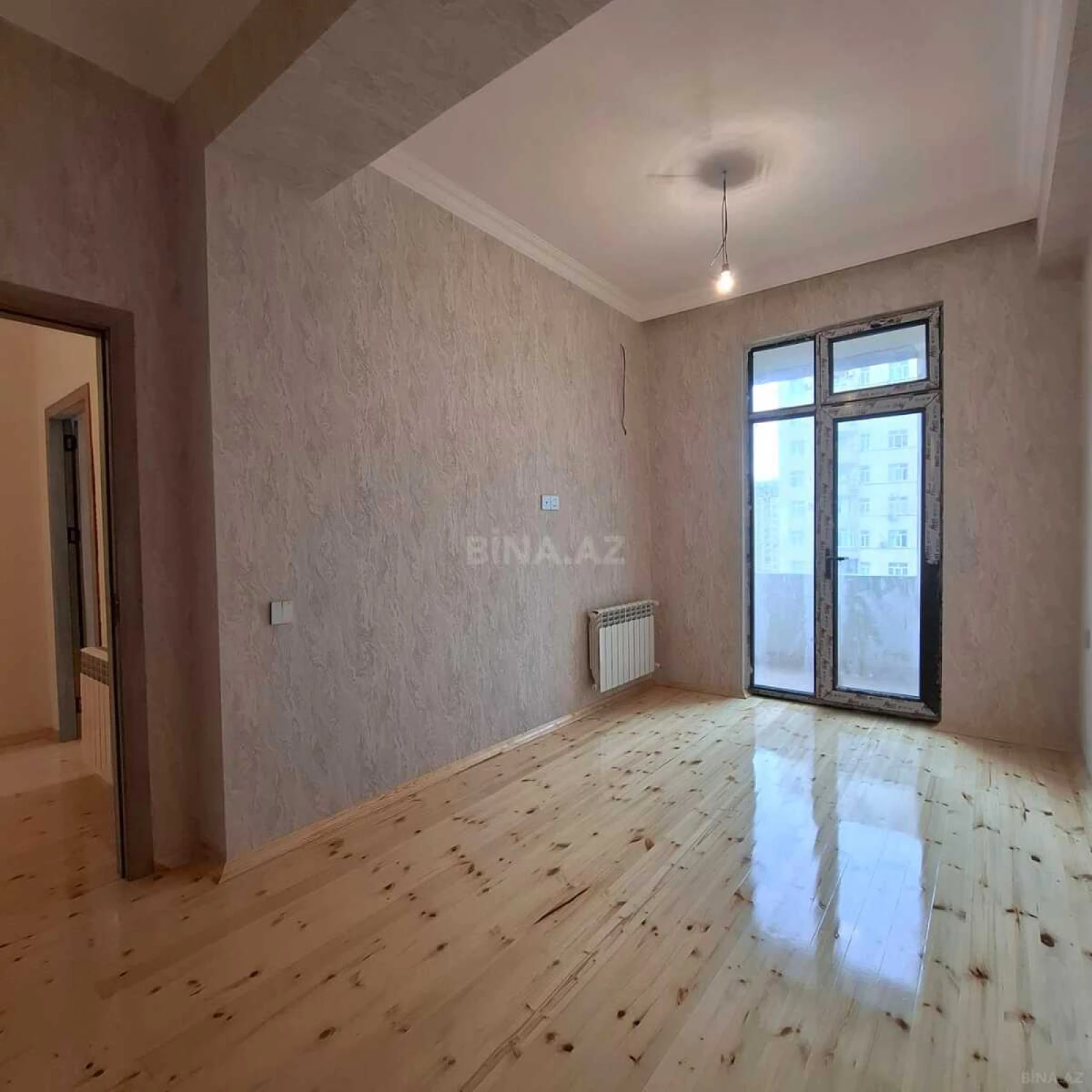 Satılır 2 otaqlı mənzil 63 m²
