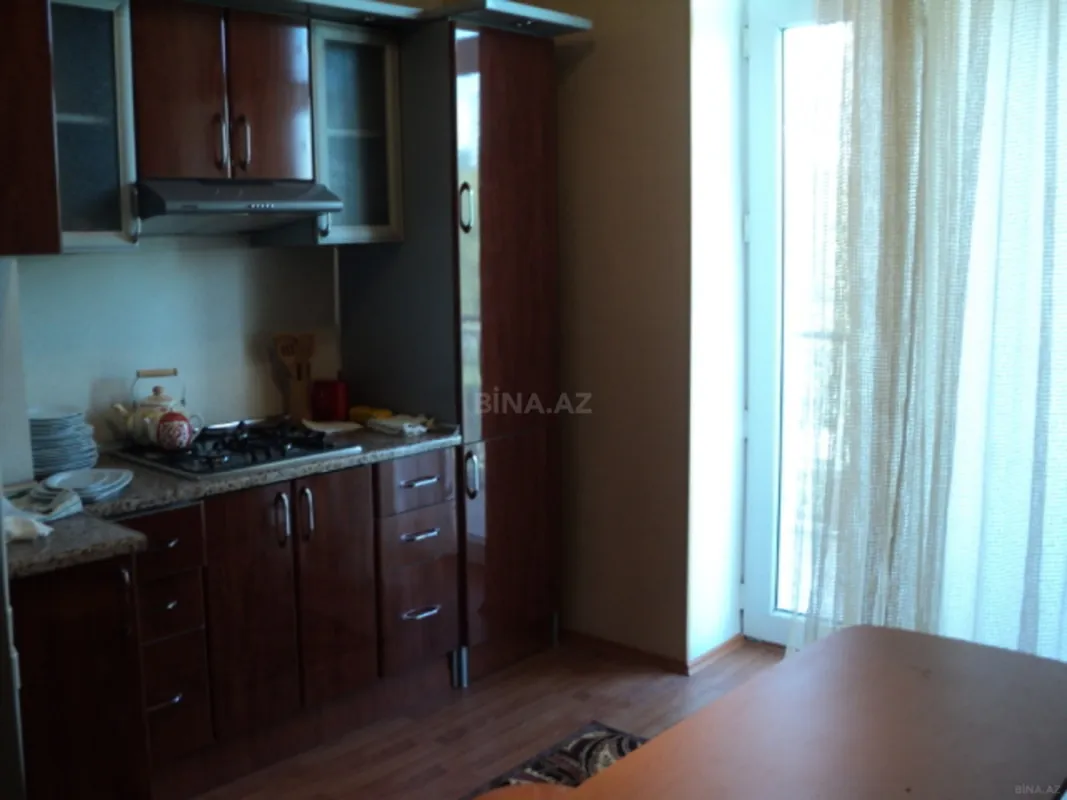 Kirayə verilir 2 otaqlı mənzil 60 m²