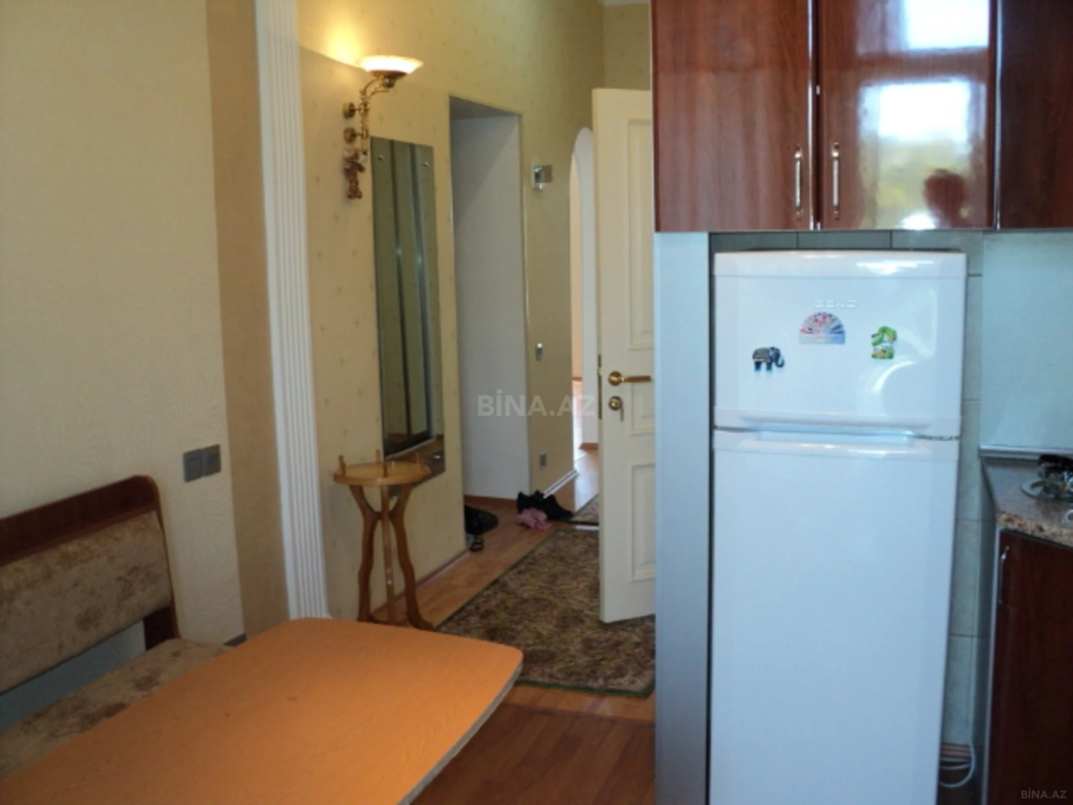 Kirayə verilir 2 otaqlı mənzil 60 m²