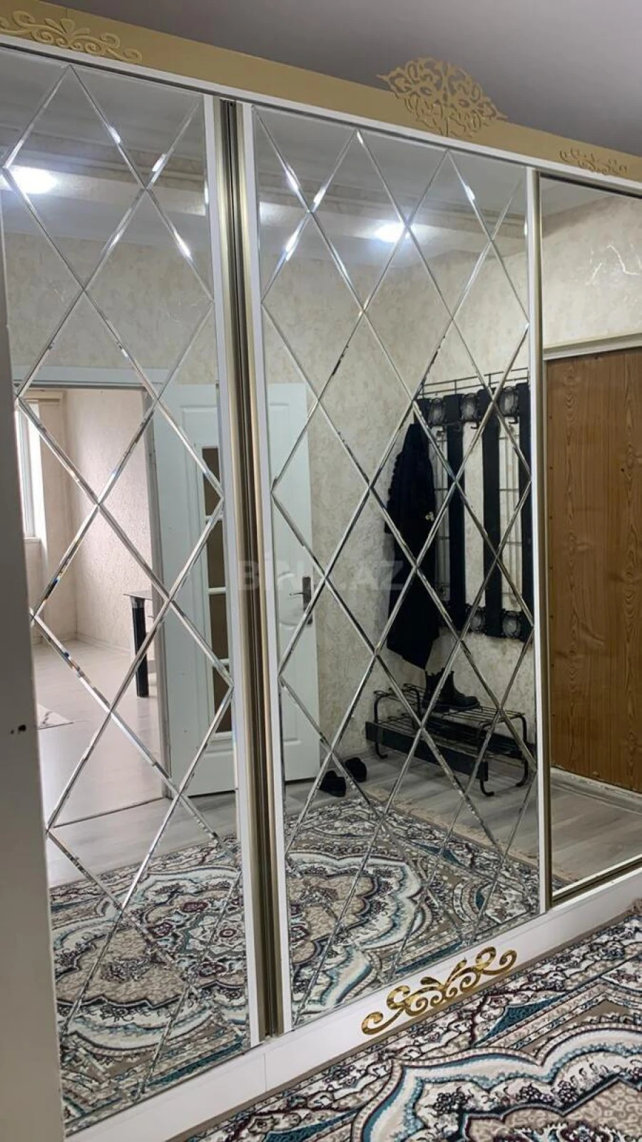 Kirayə verilir 2 otaqlı mənzil 70 m²