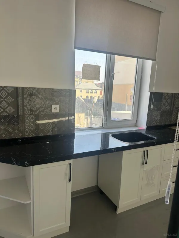 Satılır 3 otaqlı mənzil 76 m²