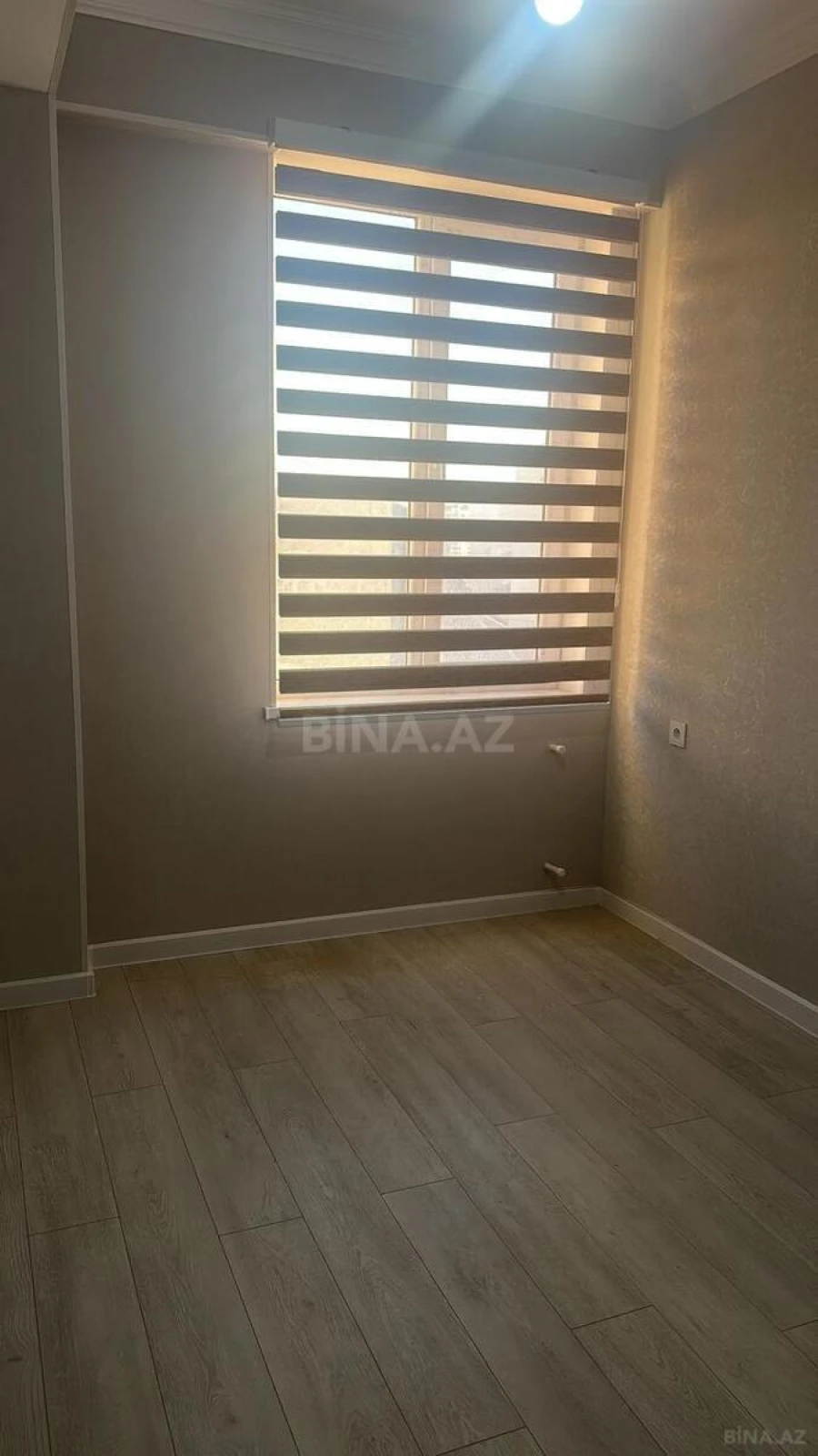 Satılır 3 otaqlı mənzil 76 m²