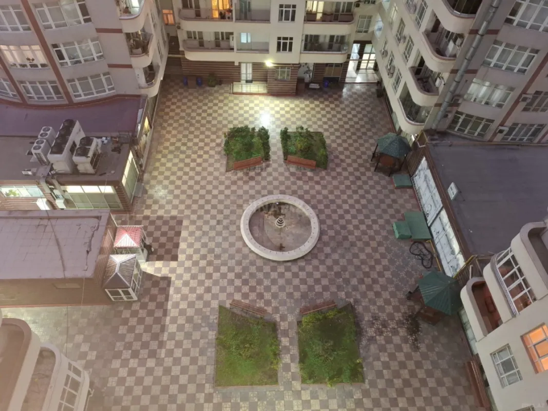 Kirayə verilir 3 otaqlı mənzil 165 m²