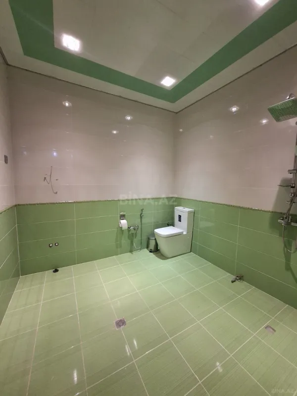 Kirayə verilir 3 otaqlı mənzil 165 m²