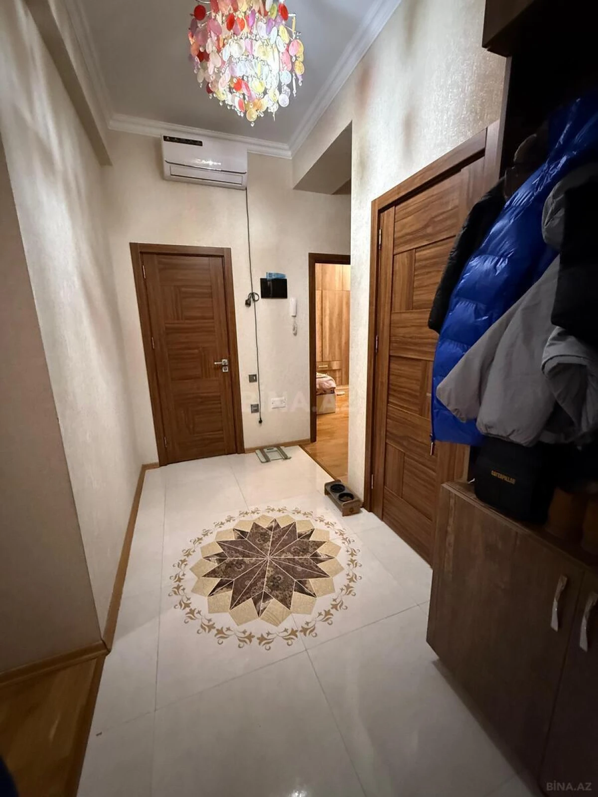 Satılır 3 otaqlı mənzil 96 m²