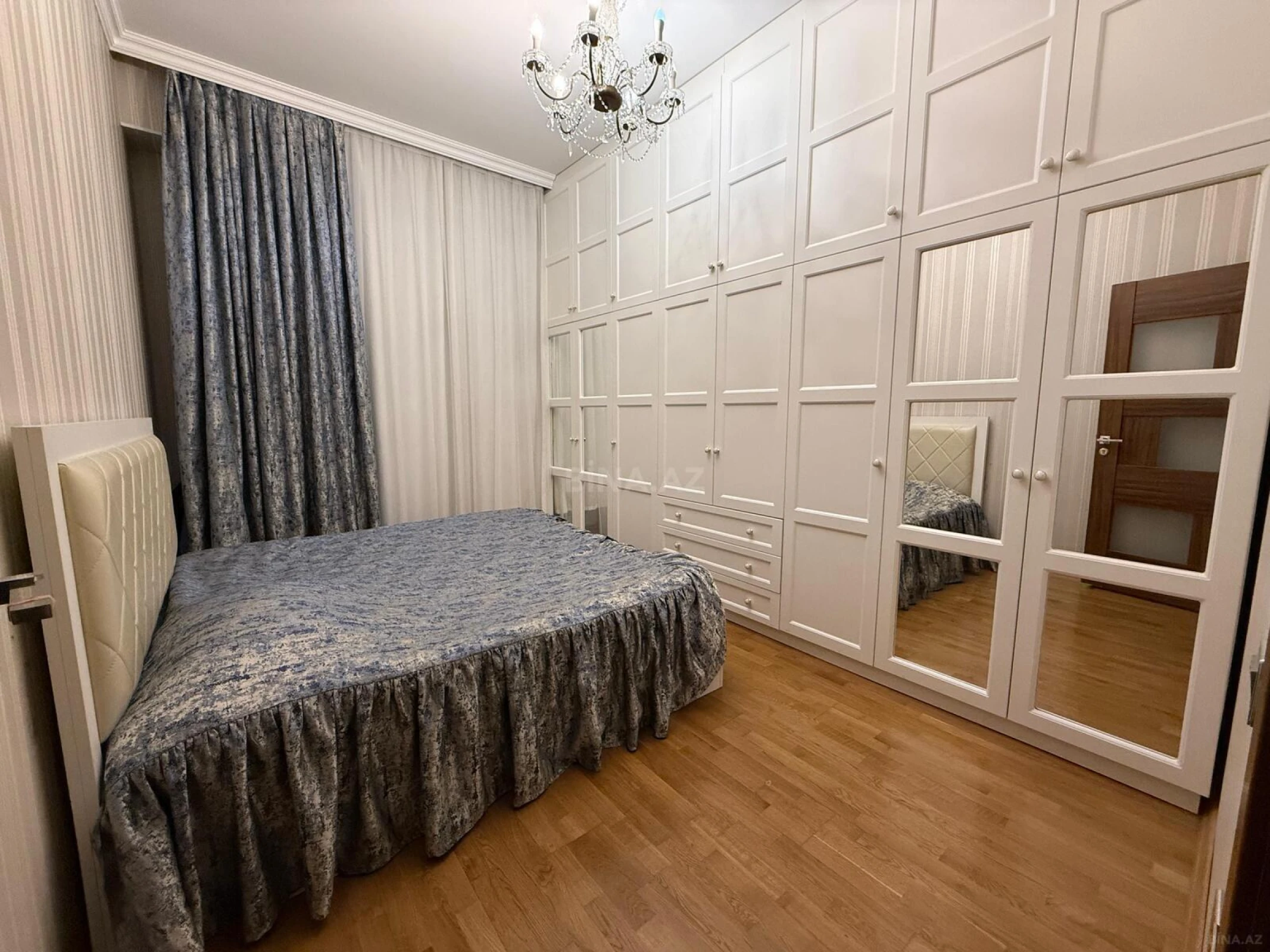 Satılır 3 otaqlı mənzil 96 m²