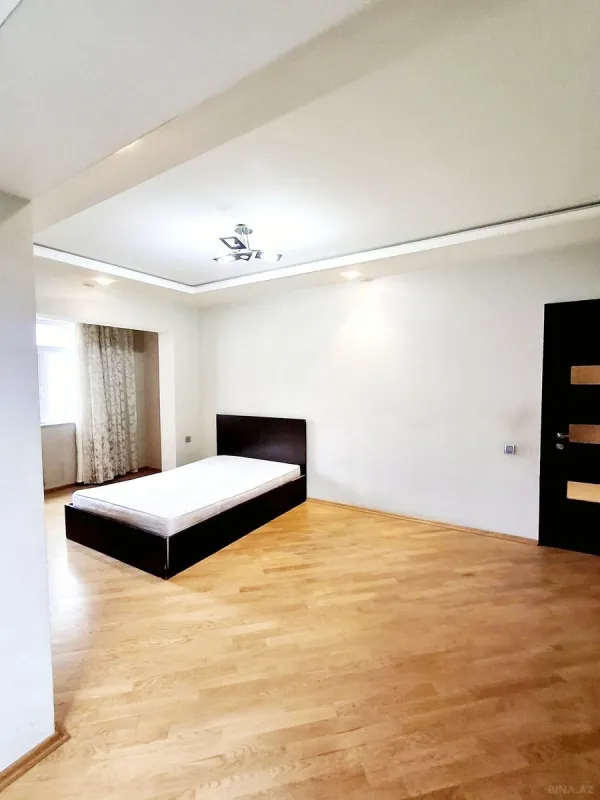 Satılır 1 otaqlı mənzil 50 m²