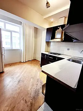 Satılır 1 otaqlı mənzil 50 m²
