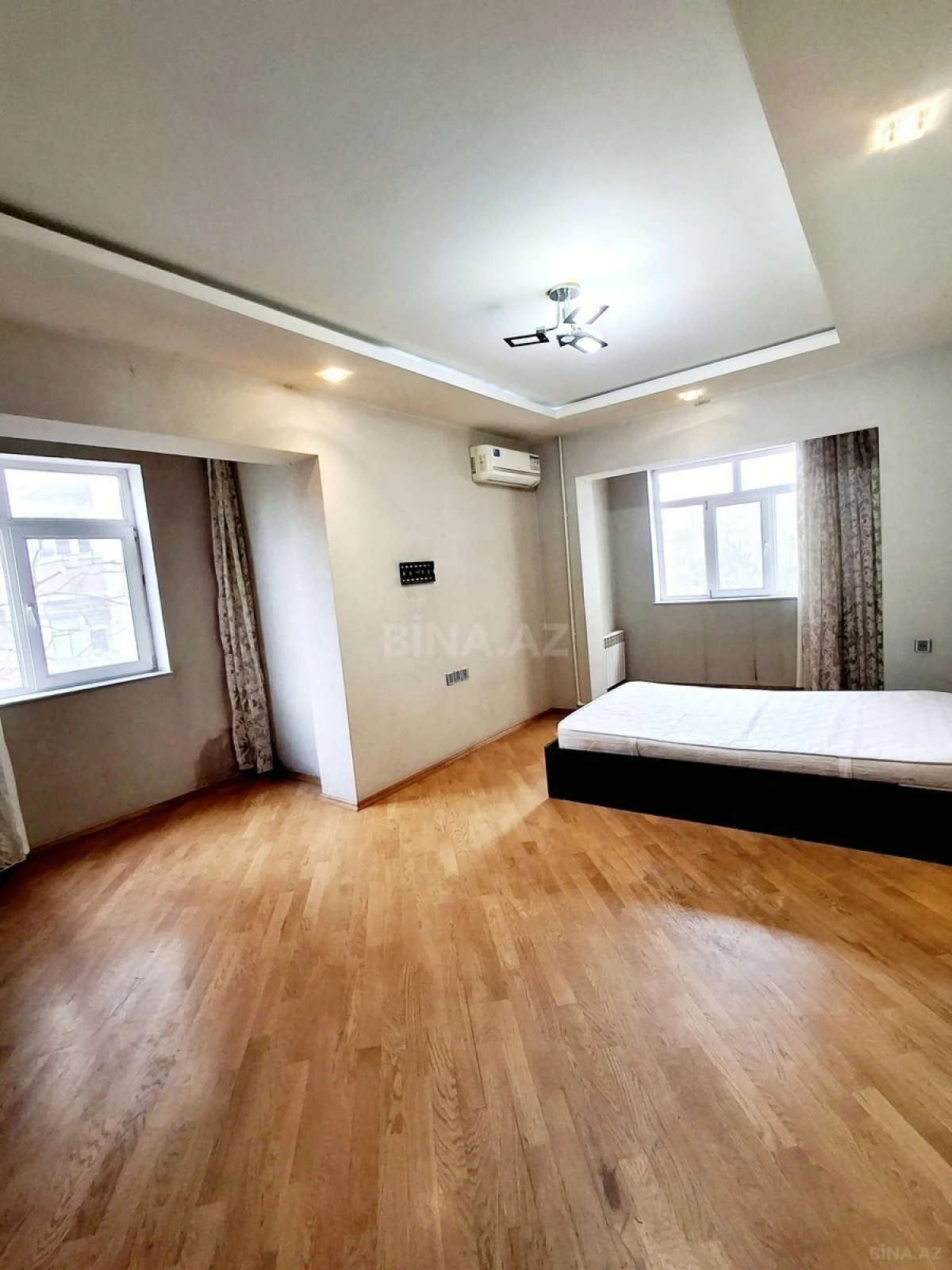 Satılır 1 otaqlı mənzil 50 m²