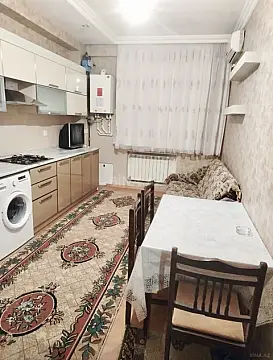 Kirayə verilir 2 otaqlı mənzil 60 m²