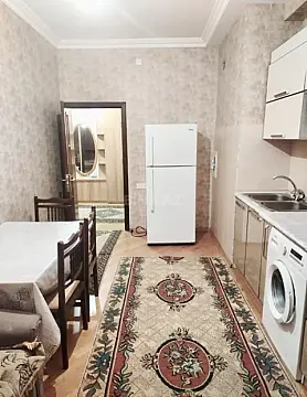 Kirayə verilir 2 otaqlı mənzil 60 m²