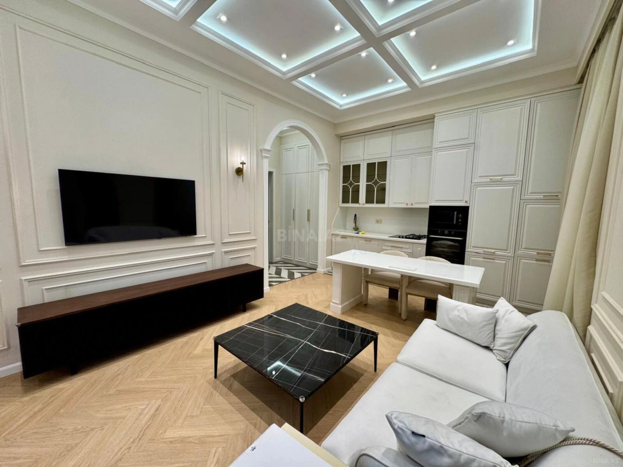 Satılır 2 otaqlı mənzil 91 m²