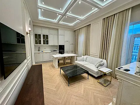 Satılır 2 otaqlı mənzil 91 m² — Bakı, İnşaatçılar 2 otaq 91.00 m²
