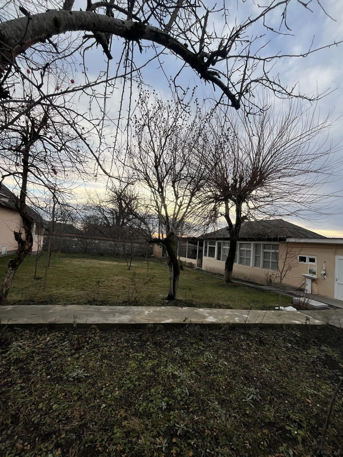 Satılır torpaq sahəsi 10 m²