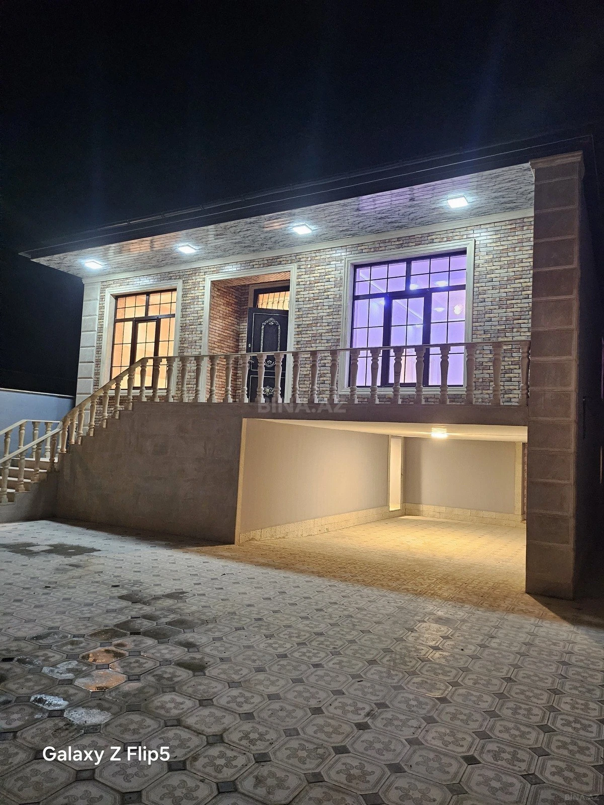 Satılır 6 otaqlı həyət evi 160 m²