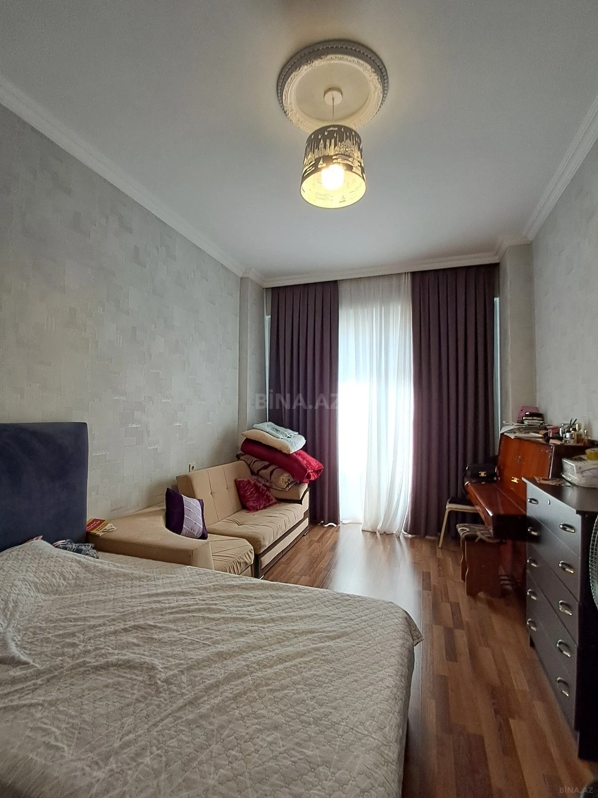 Satılır 3 otaqlı mənzil 91 m²