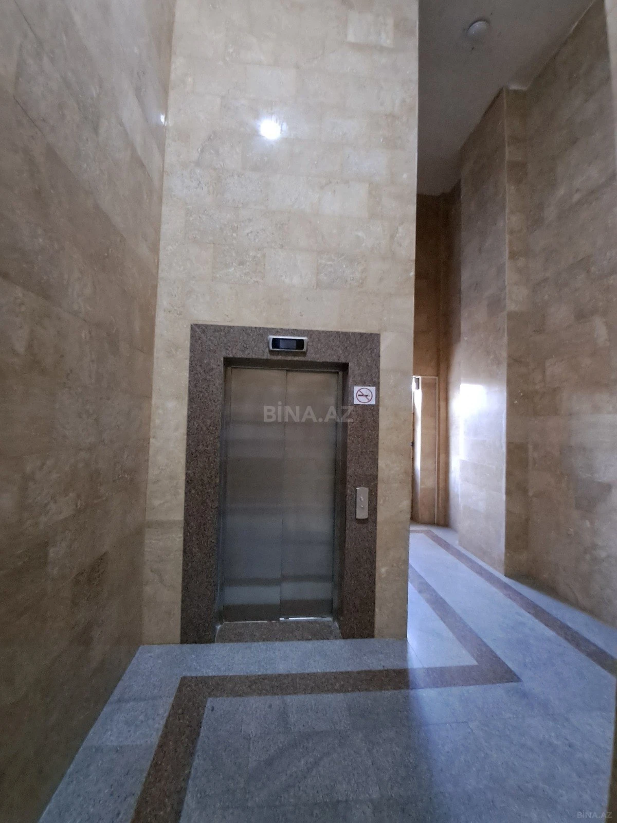 Satılır 3 otaqlı mənzil 91 m²