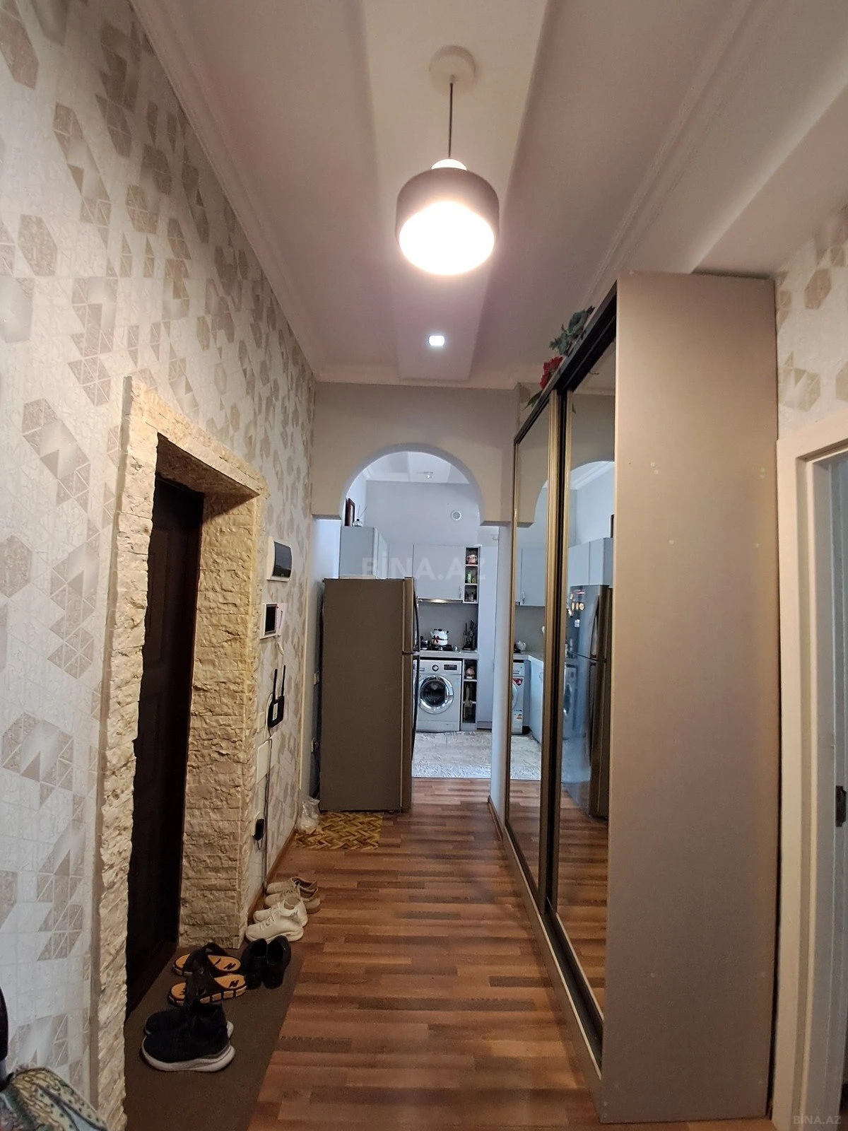 Satılır 3 otaqlı mənzil 91 m²
