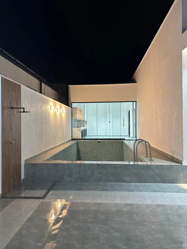 Satılır 4 otaqlı həyət evi 160 m²