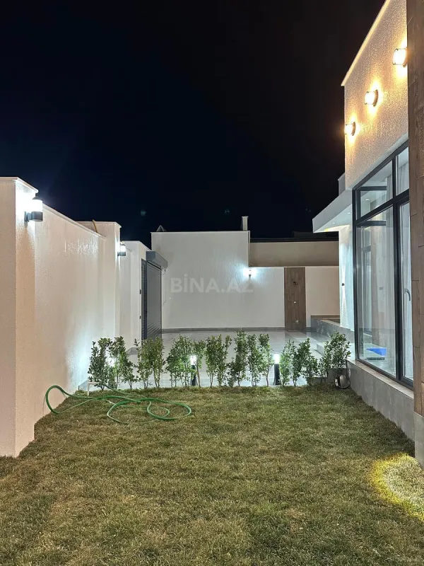 Satılır 4 otaqlı həyət evi 160 m²