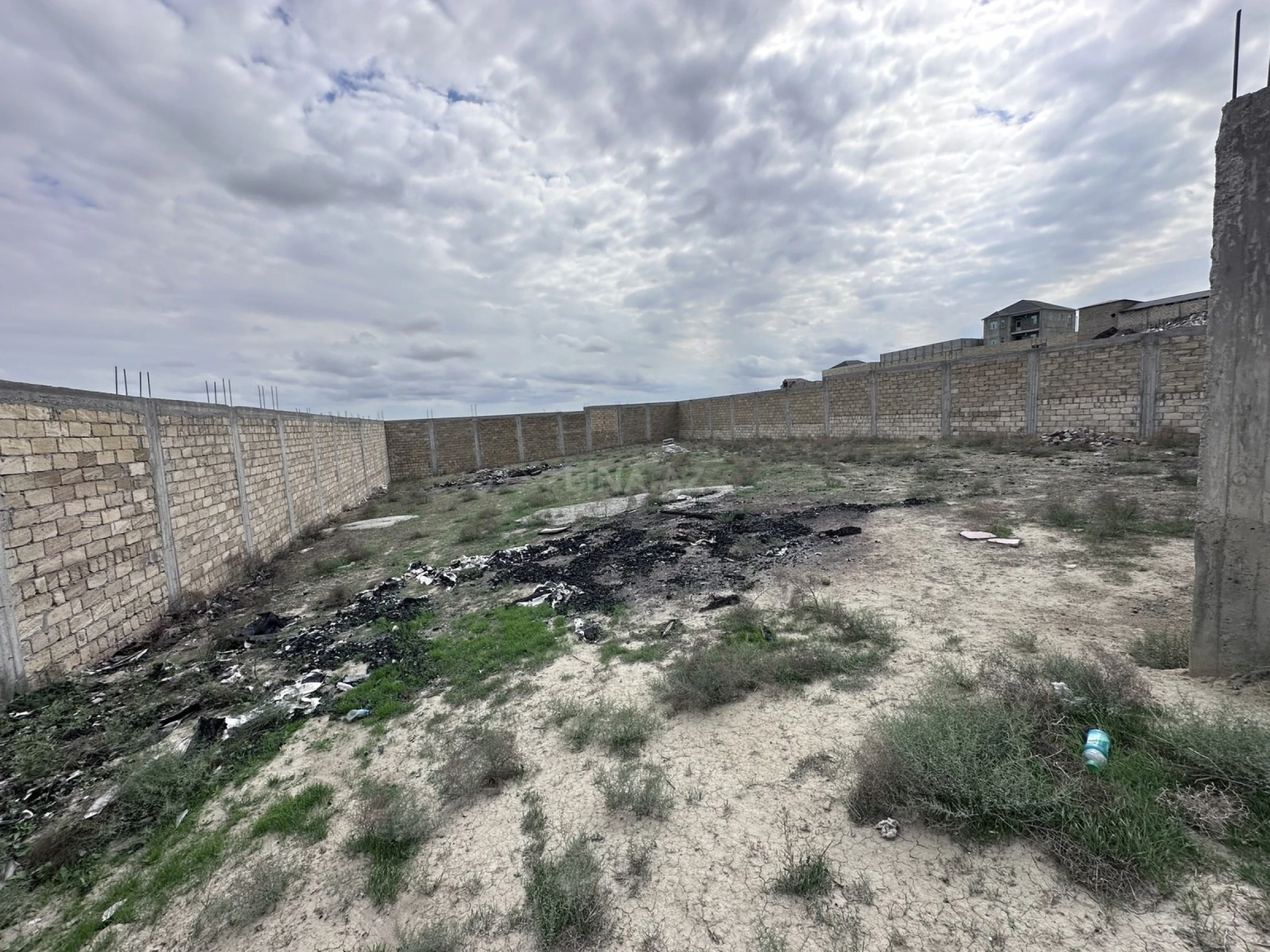 Satılır torpaq sahəsi 10 m²