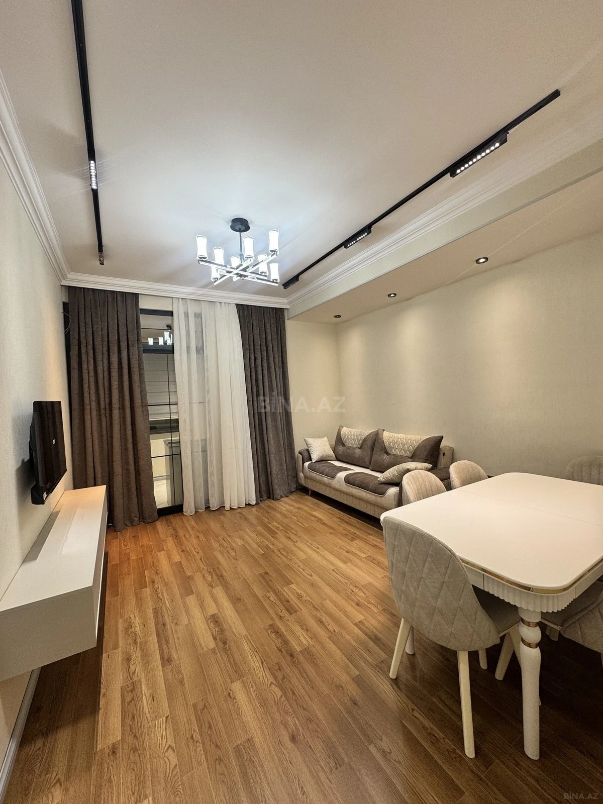 Satılır 2 otaqlı mənzil 60 m²