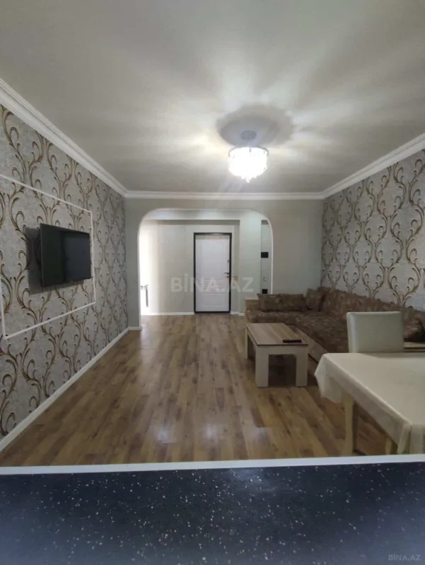 Kirayə verilir 2 otaqlı mənzil 55 m²