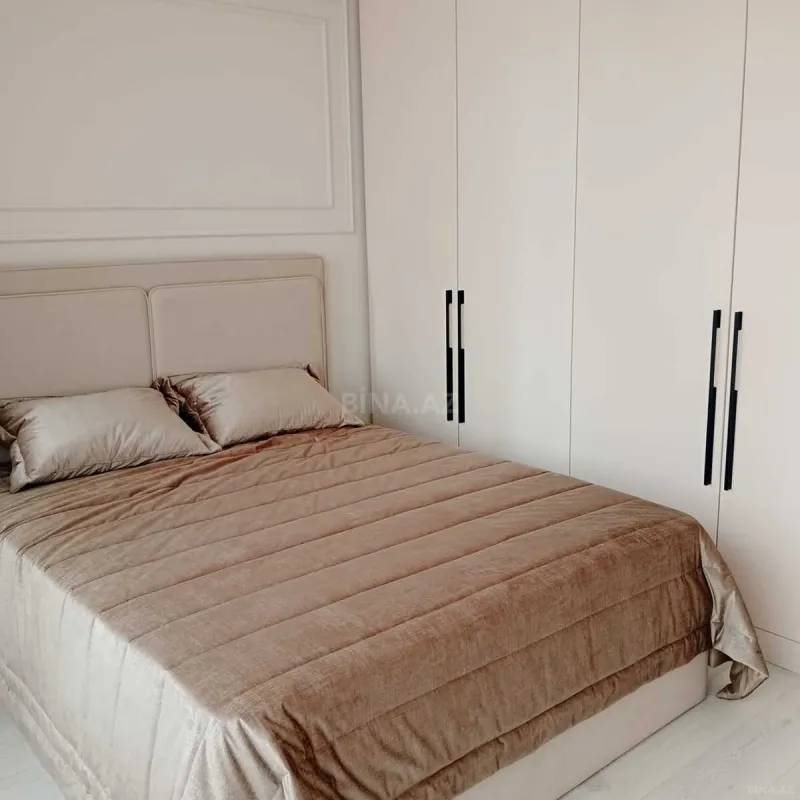 Satılır 2 otaqlı mənzil 90 m²
