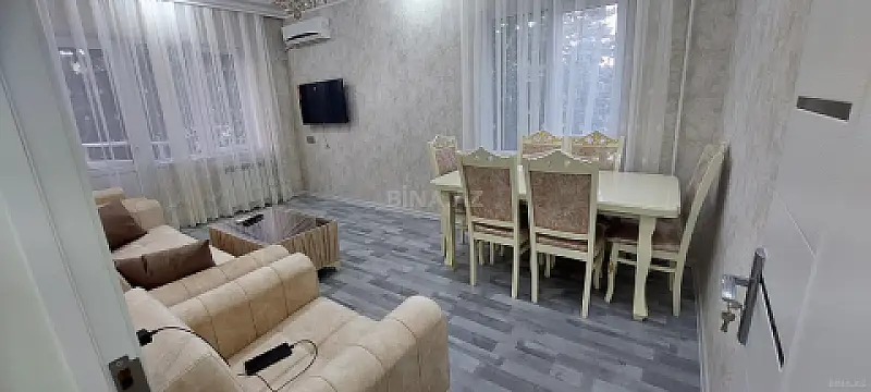 Kirayə verilir 2 otaqlı mənzil 55 m²